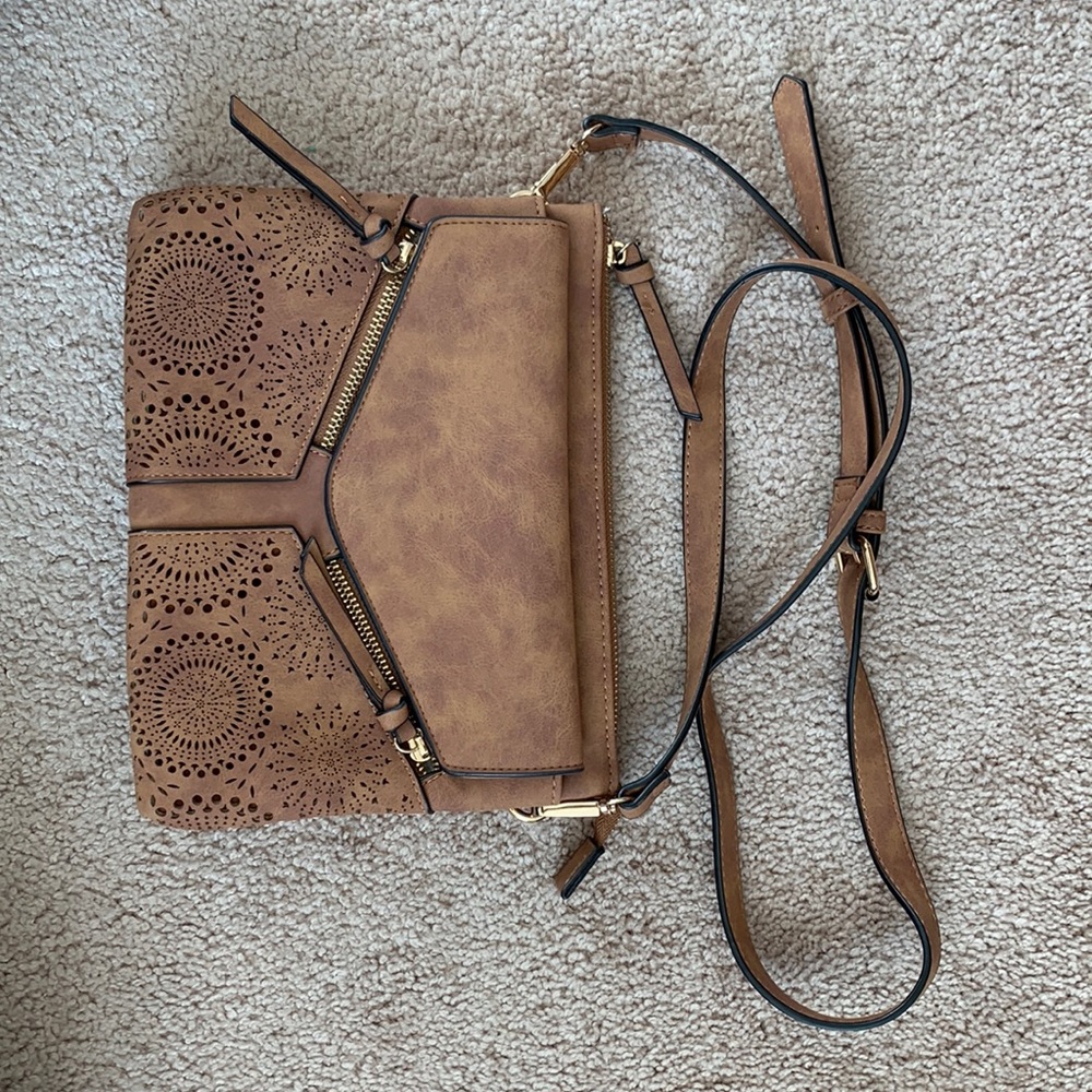 Crossbody purse